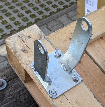 Halterung montiert